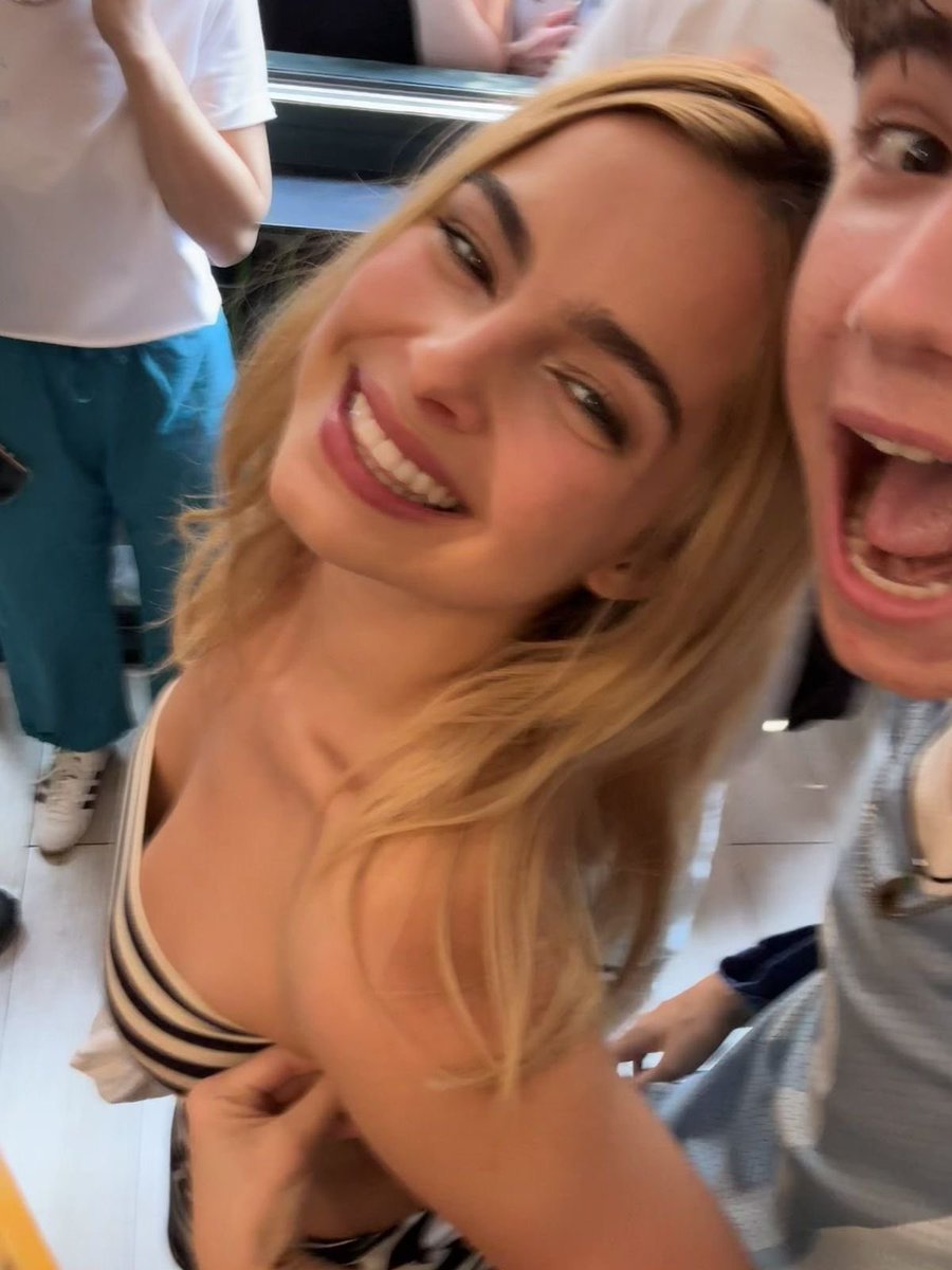 addison rae archive tweet media