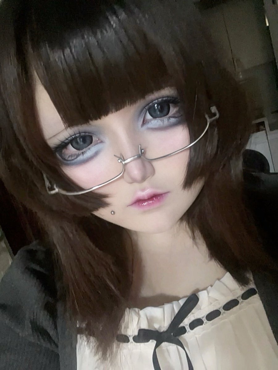 精神病少女重开后 tweet media