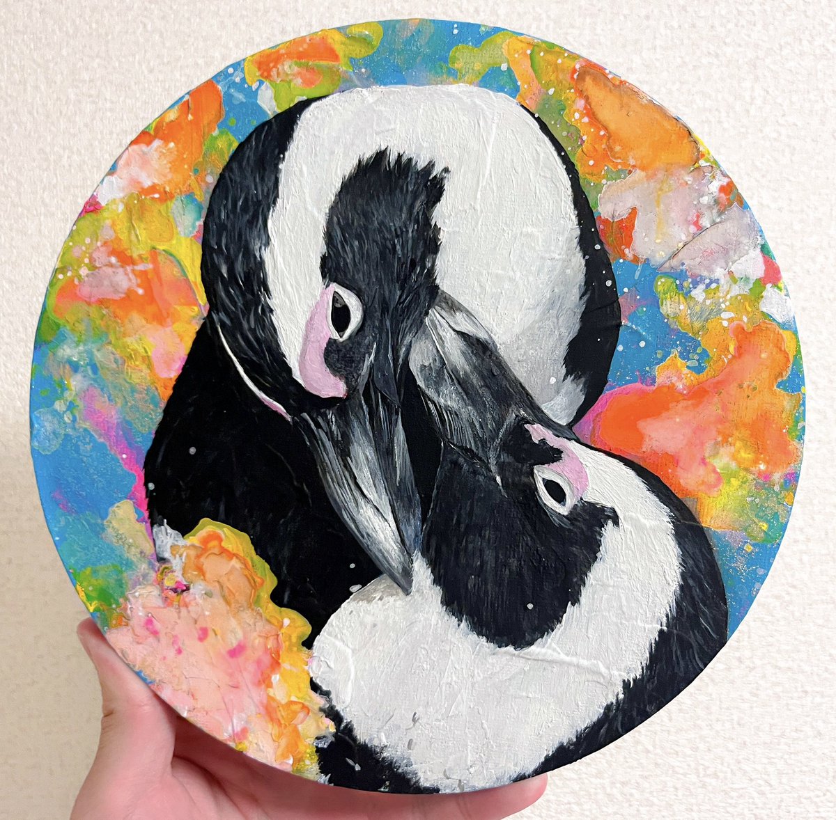 アクリル絵の具でペンギンを描きました…！！！！