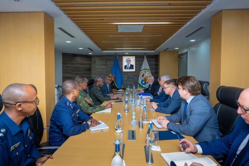 ThepeaceToday's tweet photo. Rwanda, Russia open a three-day joint military cooperation meeting in Kigali.
https://t.co/hJdUaovTOU https://t.co/hA1TJ8UYhd