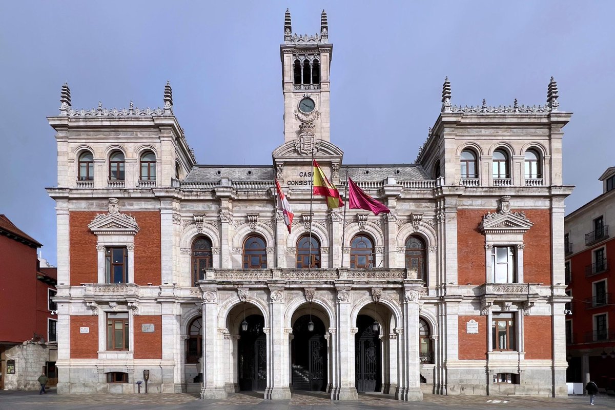 AyuntamientoVLL's tweet photo. ➡️ El @AyuntamientoVLL anuncia la cancelación del proyecto de la estación de hidrógeno previsto en Puente Jardín tras el diálogo con los propietarios. 

➕ℹ️: https://t.co/B9mrRb3LMb https://t.co/UuGAxaaiVA