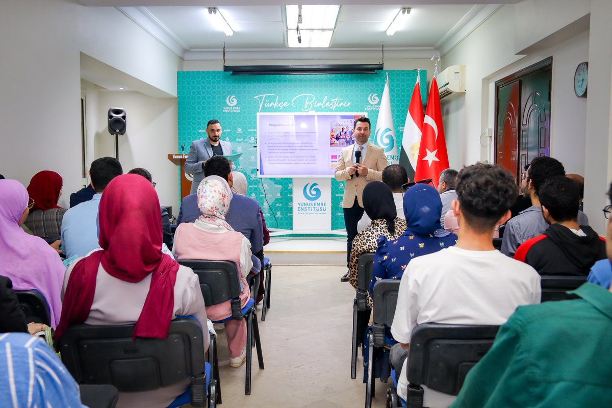 yeemisir's tweet photo. Kahire YEE’de, Anadolu Üniversitesi Türk Dili ve Kültürü Ön Lisans Programı tanıtıldı!

Kahire Yunus Emre Enstitüsü ile T.C. Kahire Eğitim Müşavirliği iş birliğinde düzenlenen toplantıda, programın içeriği ve eğitim süreci hakkında kapsamlı bilgiler paylaşıldı. https://t.co/6xa2O0hw09