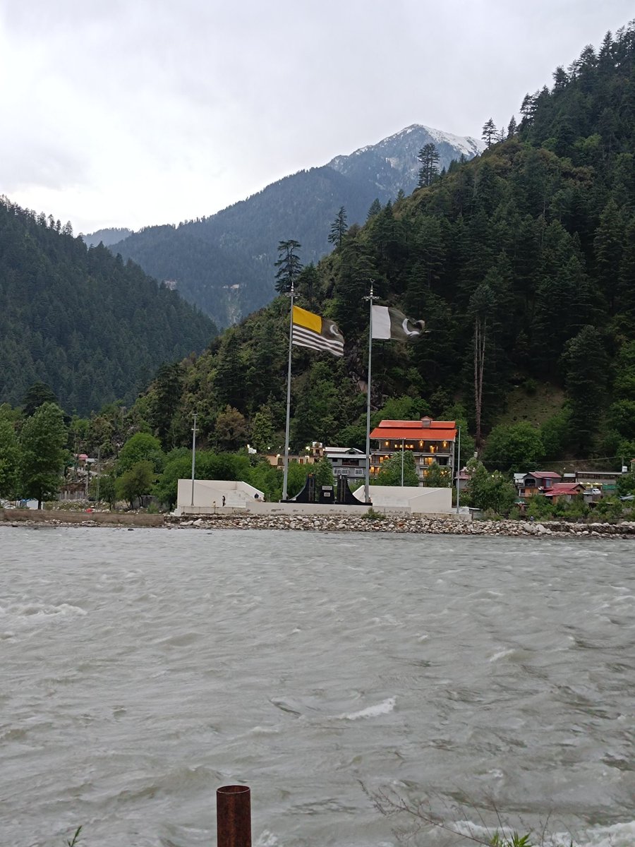 Haveed Kashmiri tweet media