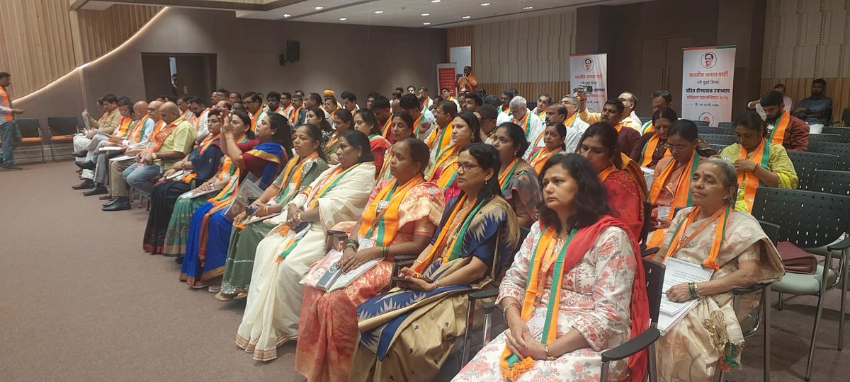 Sunil Rane (Modi Ka Parivar) tweet media
