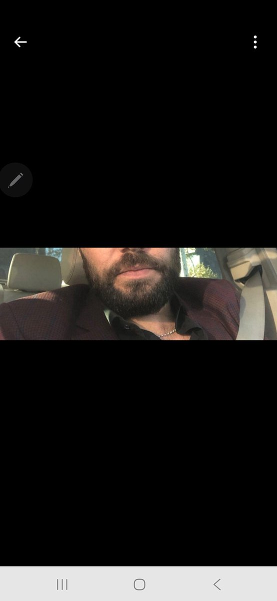 _mirzabey__'s tweet photo. @TalhaACARLIOGLU Şöyle bir resim koyan adamı pek ciddiye almaya gerek yok  🤣 https://t.co/Tnofg33PyZ