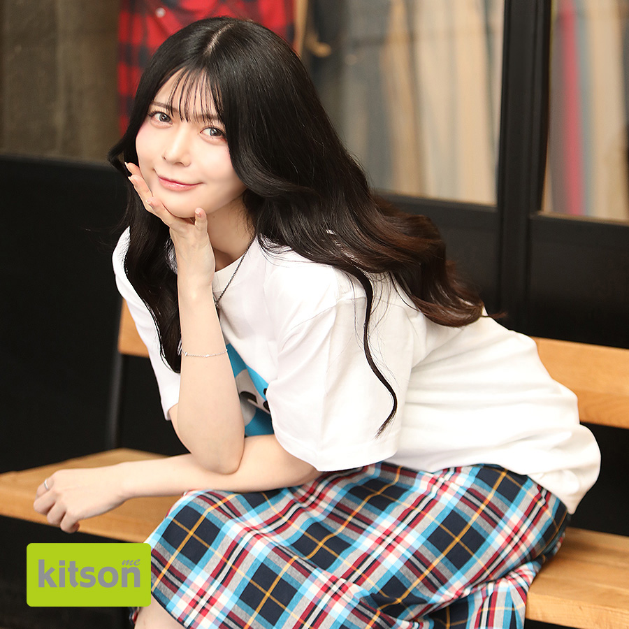 kitson me Official tweet media