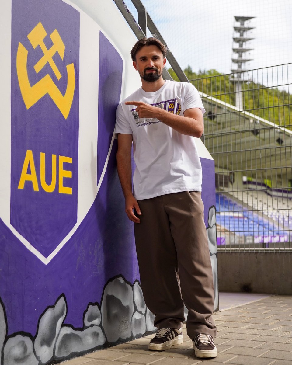 FC Erzgebirge Aue tweet media