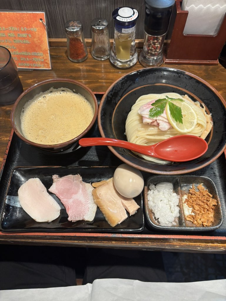 ぴよ彦piyohiko tweet media