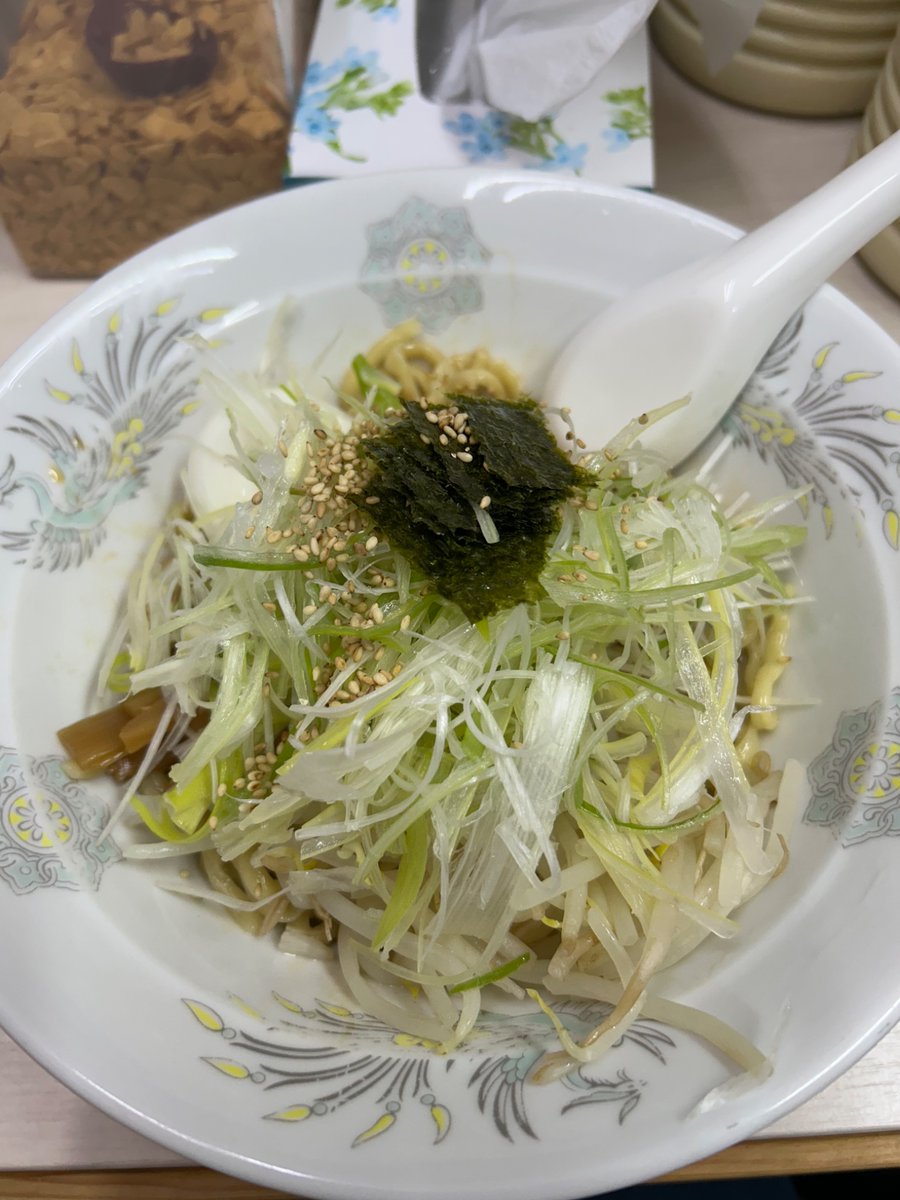 T54636849's tweet photo. こしょうや@南砂町
油そば（ネギ）

○ザ、アットホーム🏠
○みんな頼むのは油そば🙏
○美味しゅうございました😁 https://t.co/mPhGDlfLg5