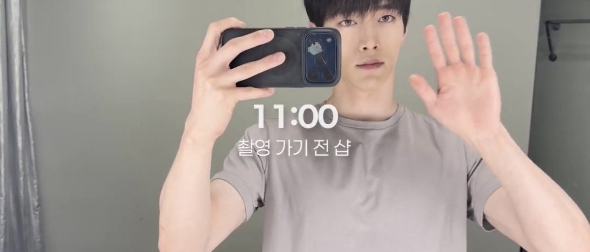 ilikehandsomee's tweet photo. 씨발.. 서강준 셋로그 얼굴 볼사람  아 https://t.co/6Ob3tPst1P