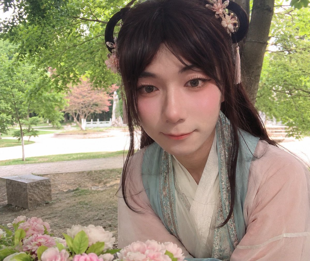 Calantha186050's tweet photo. 小师妹下山啦，请多指教~ #男娘 #cdts https://t.co/IDFJRv4jMf