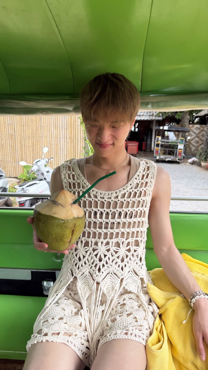 ดาวตกหุ่นยนต์แบตน้อย tweet media