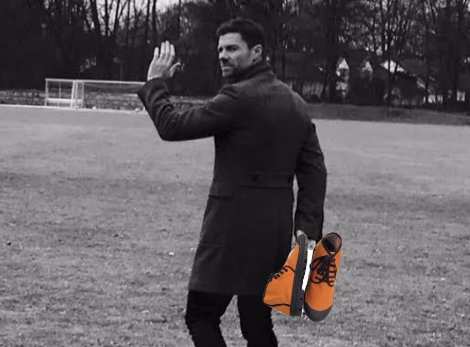 Harbarhs 🦈 tweet media