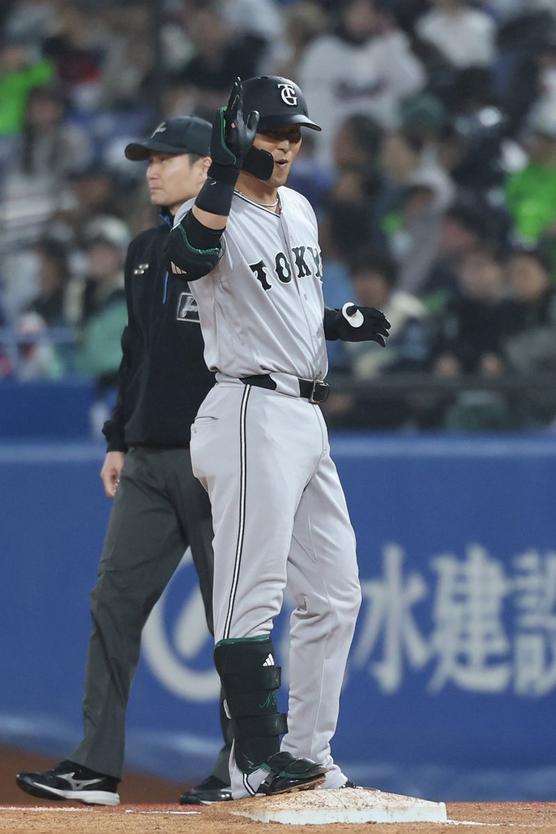 三回表】巨人 1-3 ヤクルト #吉川尚輝 選手もヒットを放ち、チャンスを