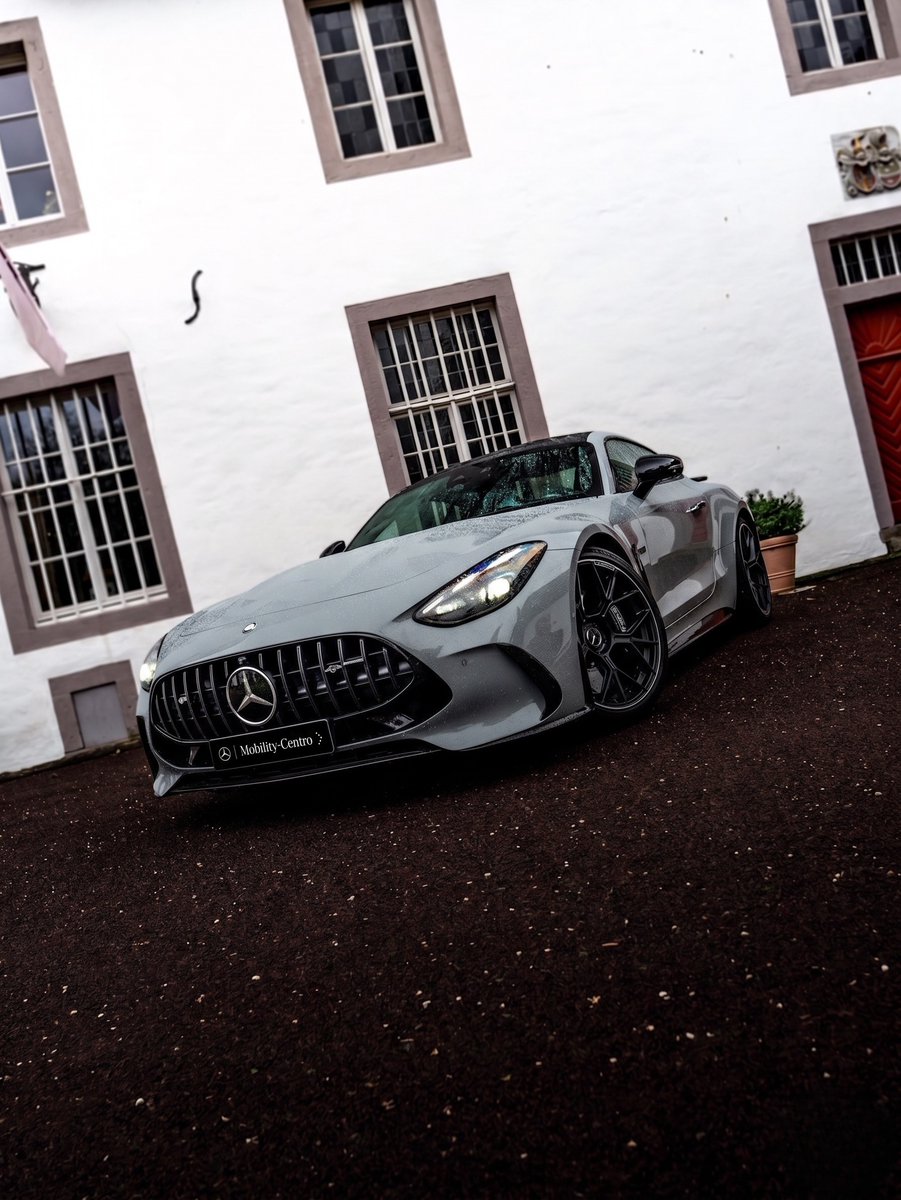 MobilityCentro's tweet photo. El Mercedes-AMG GT 63 S E PERFORMANCE es la unión perfecta entre la potencia salvaje y la innovación eléctrica. 🏎️ https://t.co/0xoKTi1Cw3