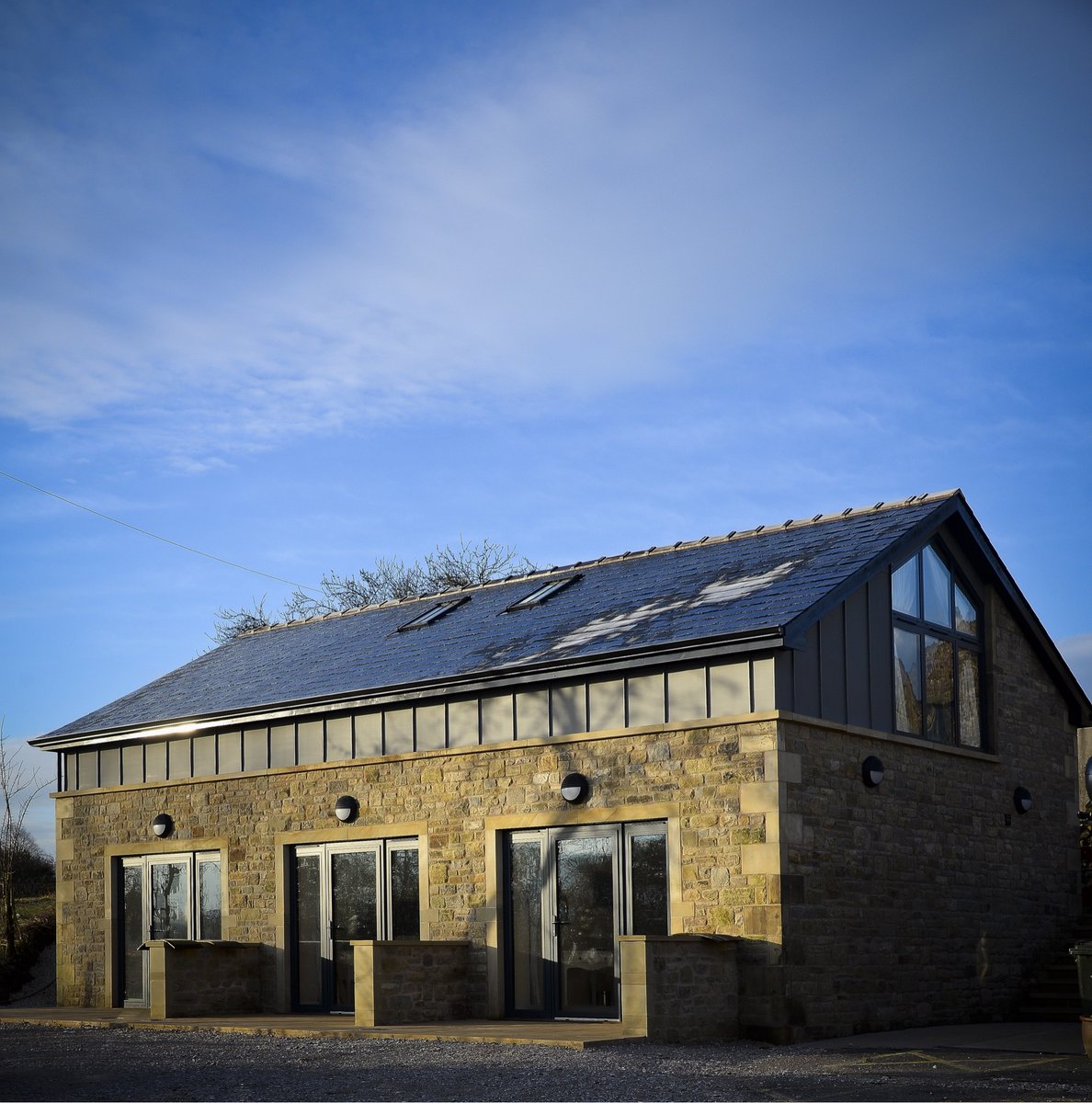 JMoore_Builders's tweet photo. #ThrowbackThursday to this project at Millstones 😍

View more of this project on our website 👉 https://t.co/wrsYk1b0hq https://t.co/eM1kOrmfv3