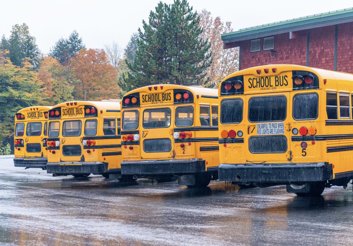 DA_magazine's tweet photo. Spending shifts: 3 ways districts are dealing with high diesel prices https://t.co/A2O6RQZtN7 https://t.co/BqFzhe6LfA