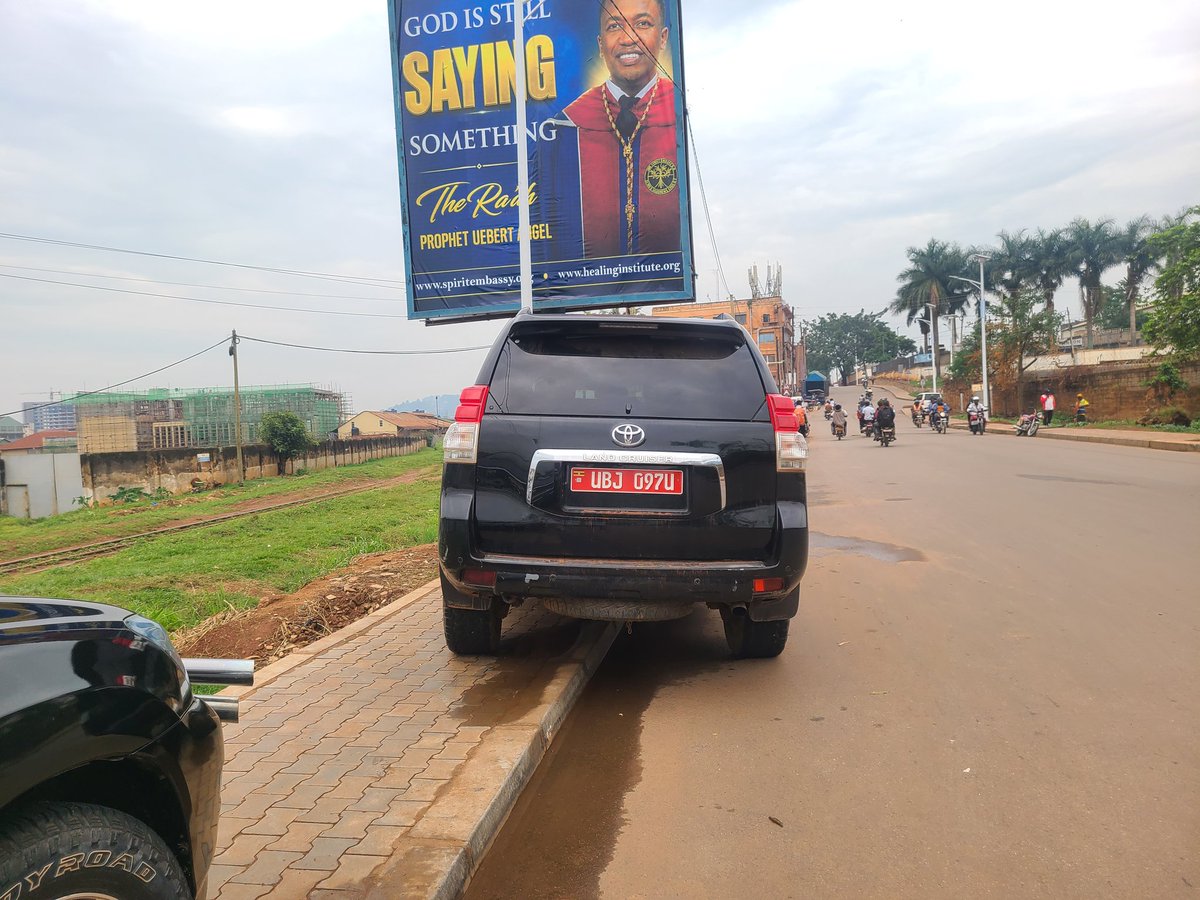 Gabriel Buule tweet media