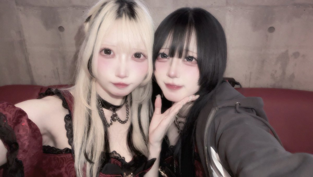 garnet__cafe's tweet photo. 本日の出勤🥀❤︎

無洗米⸝⋆ ⸝⋆ 19:00-23:00 @HUBINNii 

りあ⸝⋆ ⸝⋆19:00-23:00 @reah1122

ご来店お待ちしております♡ https://t.co/xGJhkfzvia