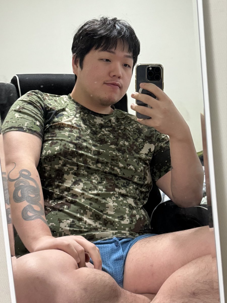 트톱 tweet media