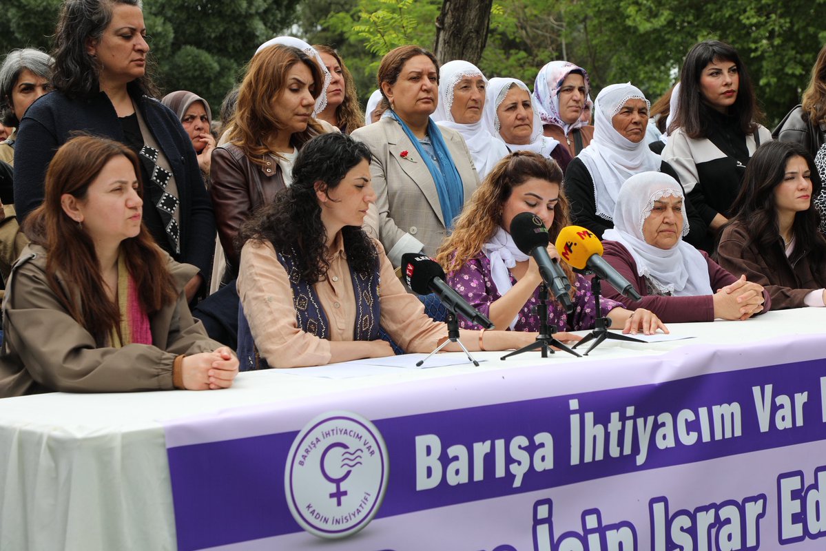 DEM Parti Amed Kadın Meclisi tweet media