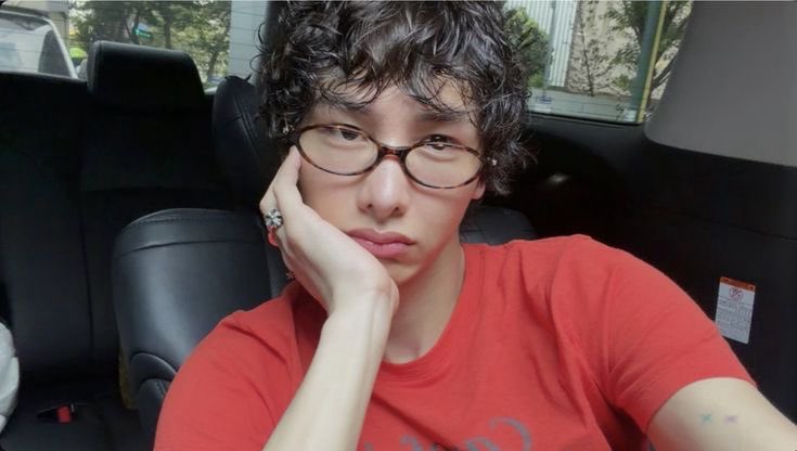 𓆝 𓆟 𓆞 tweet media