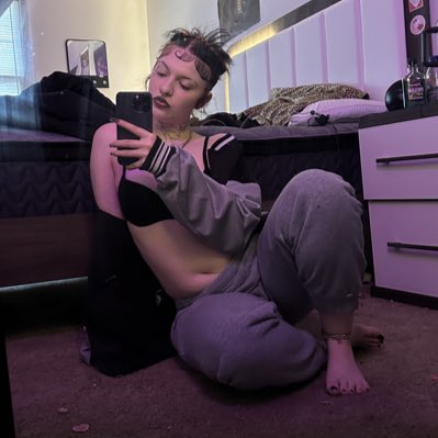 themsjokerr's tweet photo. #NewProfilePic https://t.co/geJjAcrn9g