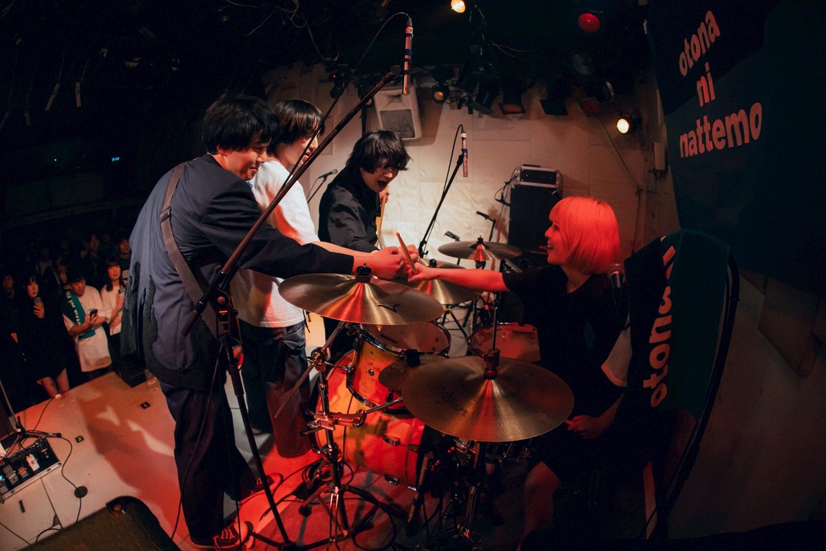 otonani0327's tweet photo. ◤◢◤◢◤◢◤◢◤◢◤◢◤ ◢◤ ◢

🌏ムロエッグリスナー投票 3日目🌏

◤◢◤◢◤◢◤◢◤◢◤◢◤ ◢◤ ◢

こちらから！
本日もよろしくお願いします！

🔗: https://t.co/Xe6DvdBCDm

やったよ報��も待ってます！

💡オトナニクイズ💡
我々が初めて下北で出演した箱は？
答えは明日！ https://t.co/VNKiIIonWj