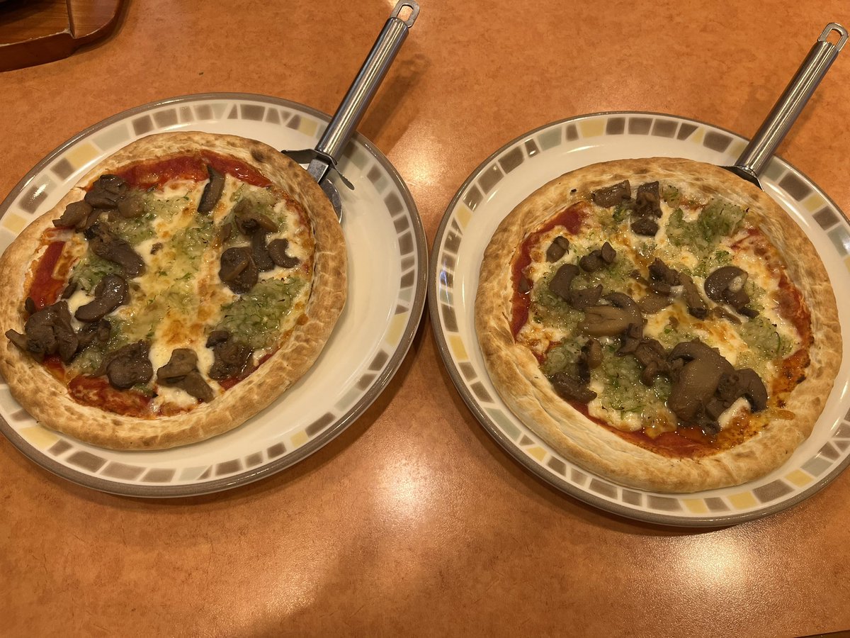 2forkgg's tweet photo. @Ha8te_jp 俺も今日キノコ食べたくなって3枚食べた笑 https://t.co/3aq2qRsqAS