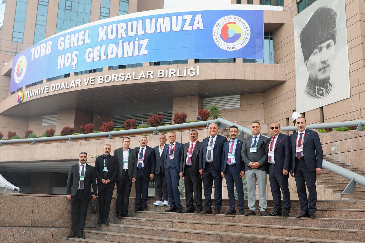 vantsokurumsal's tweet photo. Yönetim Kurulumuz, Meclis Başkanımız, TOBB Delegelerimiz, Genel Sekreterimiz ve Genç Girişimciler Kurulumuz; Birliğimizin 82. Genel Kurulu Toplantısı kapsamında TOBB İkiz Kuleler'de.

@NecdetTakva @Turan__Avci @ResitYaren @Mahmutkoroglu65 @GulgeldiKadir @Sait_Sahar @umitsari65 @tanerhan65 @suatkaya