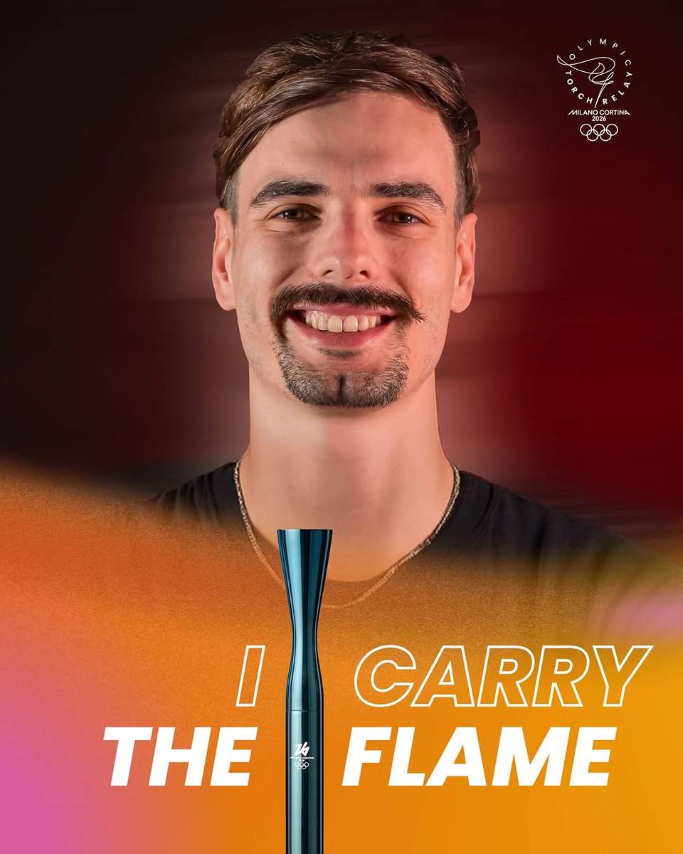 simo_gian9's tweet photo. 🇮🇹 O CAPITANO! MIO CAPITANO! 🏐​

Simone Giannelli è ufficialmente Tedoforo di Milano Cortina 2026!​

____​

is officially a Torchbearer for Milano Cortina 2026! https://t.co/ZM574cwWVP