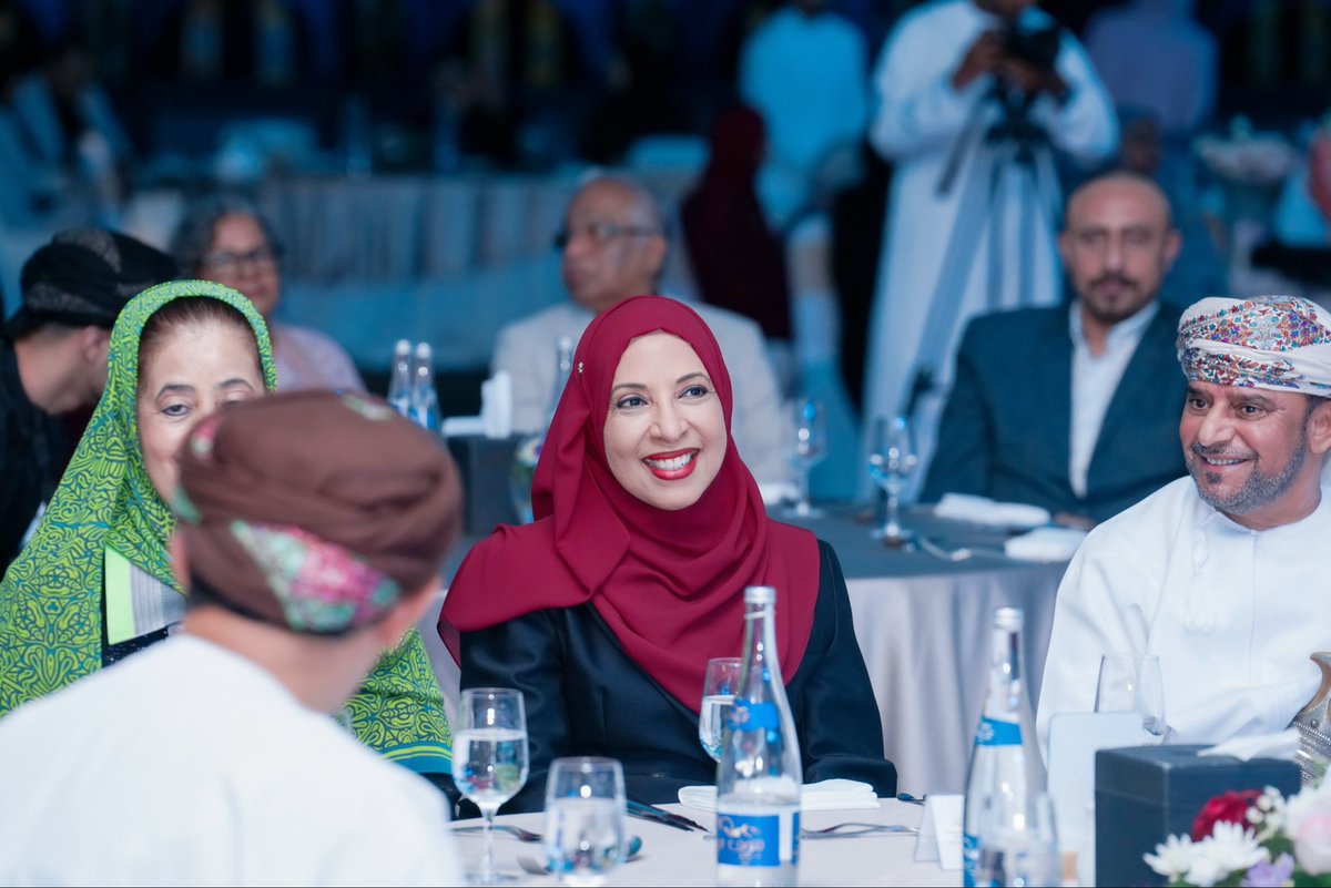 ShomoukhSchool's tweet photo. An unforgettable evening celebrating the achievements and milestones of our remarkable Class of 2026. From inspiring speeches and alumni success stories. Under the auspices of Her Excellency Dr. Madiha bint Ahmed Al Shaibaniyah, Minister of Education. https://t.co/P0eDGPYpWh
