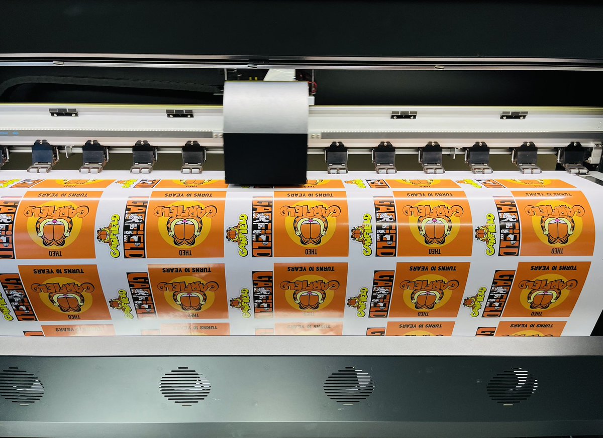 zordbidprinting's tweet photo. Make your products stand out with premium custom sticker printing. We create high quality stickers that give your brand a professional finish!

#ZordbidPrinting #StickerPrinting #ProductLabels #CustomStickers #PackagingDesign #BrandingSolutions #BotswanaBusiness https://t.co/q85KqHxpqR