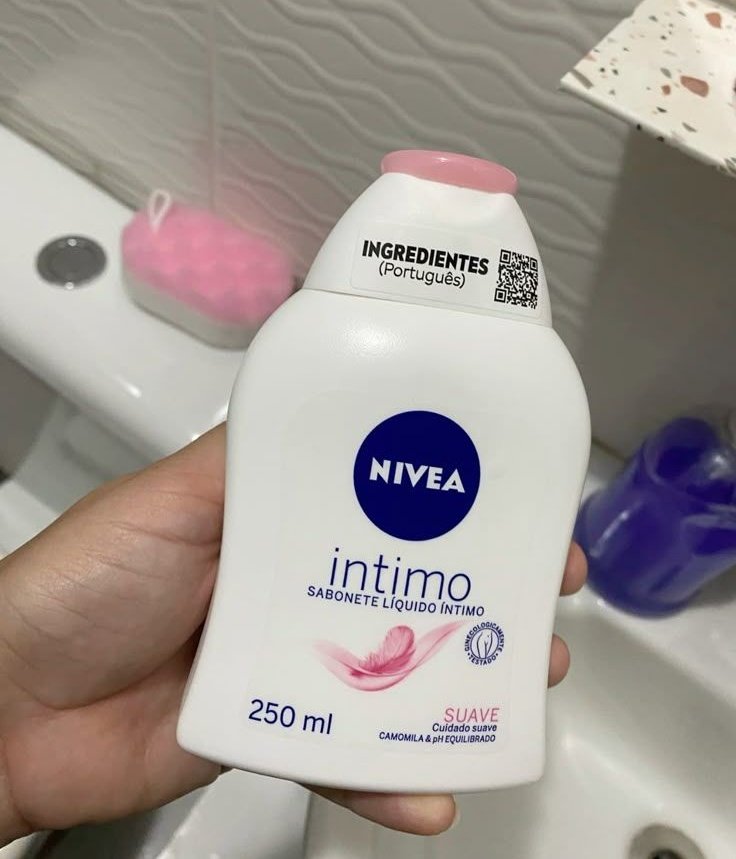 julia tweet media