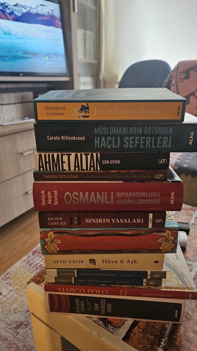 AliLidar's tweet photo. Tamamı 700 tl tuttu. Alfa Yayınları, https://t.co/YTK9e1OfBr sitesinde şahane bir indirime girmiş, bi eşeleyin derim.
Not: Reklam meklam almadım kimse laf çıkartmasın 12 kitap 700 tl ye gelmiş ne reklamı alacam!
Not 2: S. T. Coleridge'nin Yaşlı Denizci kitabı iki tane farkındayım https://t.co/7wrfnEQwAL