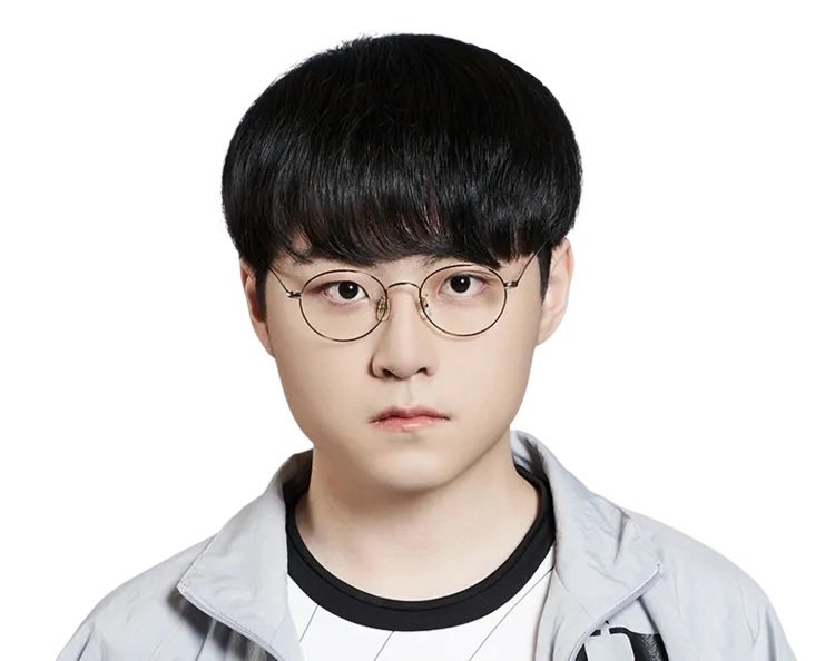 피비 tweet media