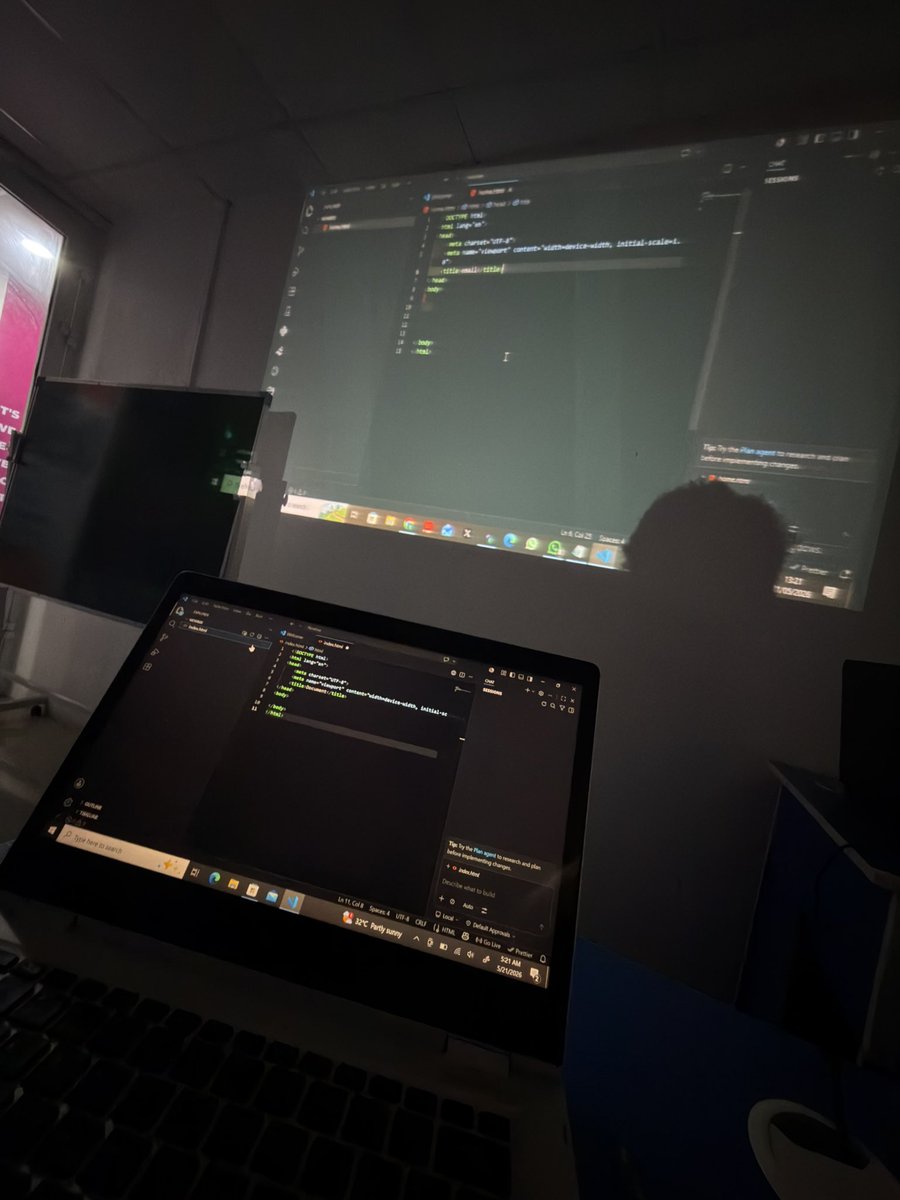 The Faceless Tech Guy || Dev and Design tweet media