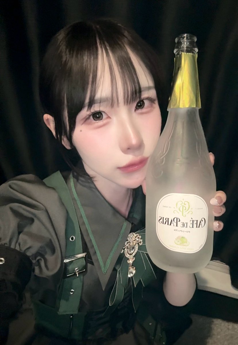 うた tweet media