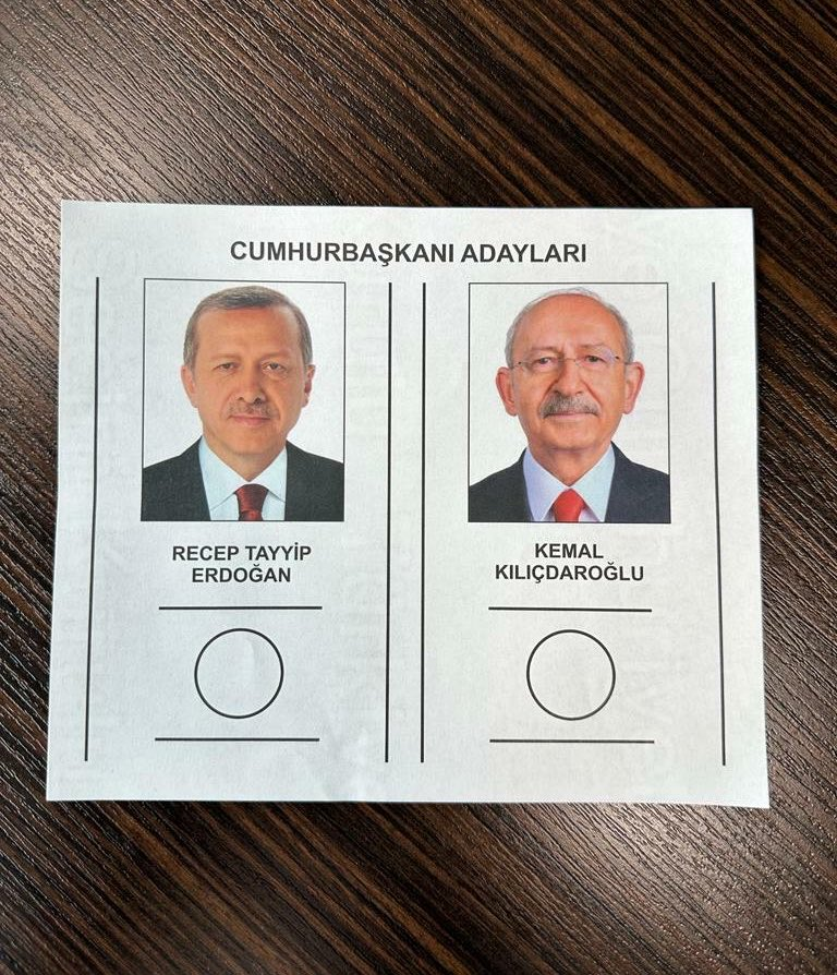 barlasia's tweet photo. Niye burada sadece 1 tane aday var? https://t.co/EYhagfHw4x