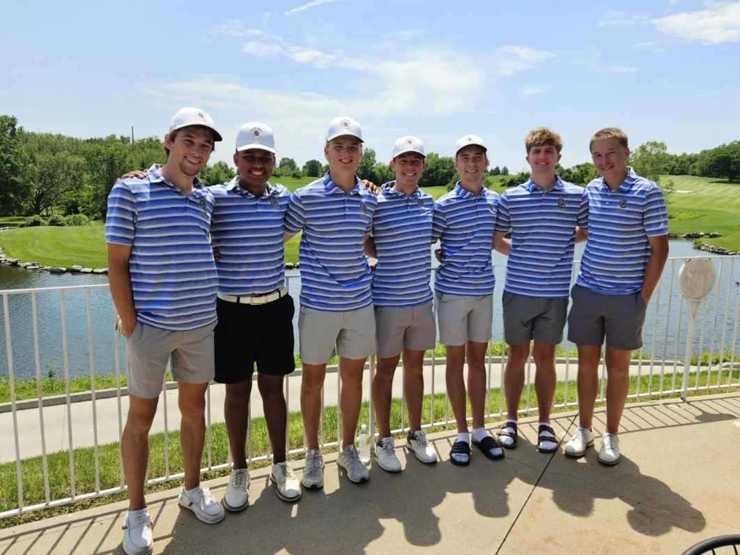 os_falcon_golf's tweet photo. Our seven seniors. We have one more tournament to go, but their legacy is solidified. These guys have lead this program to great heights and consistency. Love these guys. #OnePositive #Family https://t.co/7hmgV2DGN7