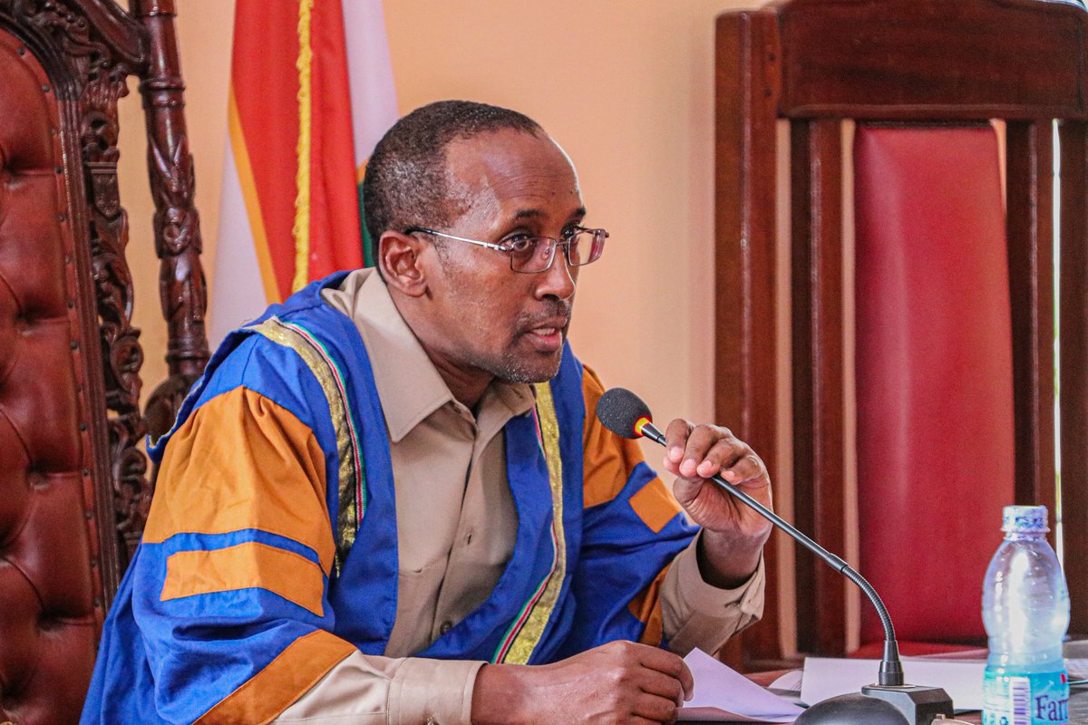 Wajir_Assembly's tweet photo. Today, Thursday 21st May 2026, the Wajir County Assembly convened its plenary sitting at 2:30 PM and unanimously passed, with amendments, the Wajir County Flag, Emblems and Names Protection (Amendment) Bill, 2026 following debate and consideration.
@WajirKE https://t.co/m6i0YtzE92