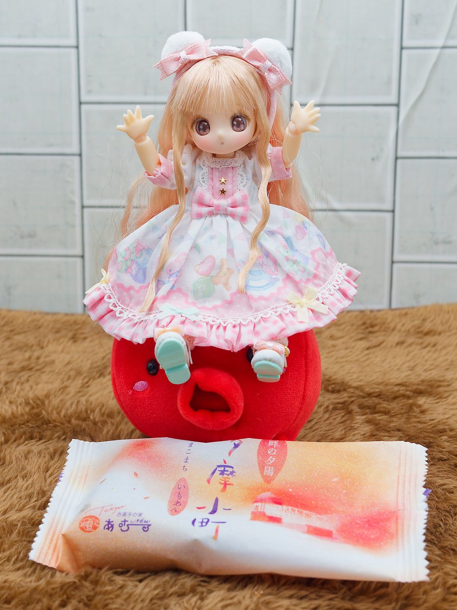 こんばんは お着換えしようと思ったら靴が無いので買おうとしたら何処