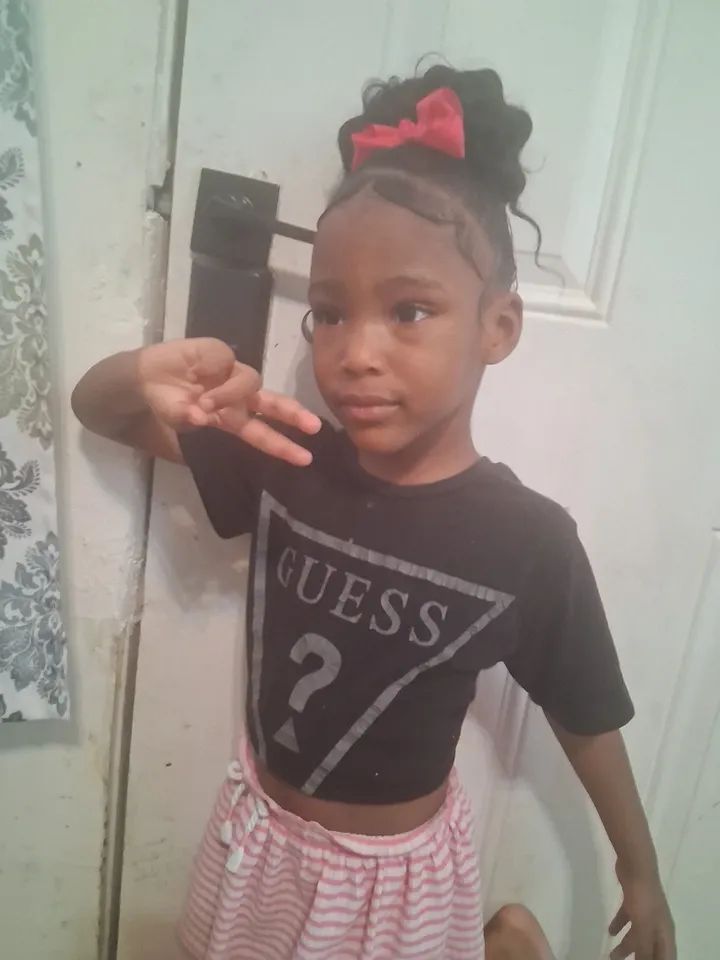 BiteDat_Byrd's tweet photo. "Ugly" women make the most beautiful babies 😊 my juniorette Johnné https://t.co/NGRxNvijRU