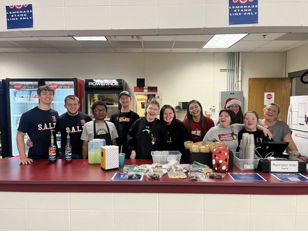 ECTrojanSports's tweet photo. Great recognition for our S.A.L.T. group &amp; @EastCentralHS Trojan Cafe for their Stand Up to Inclusioninitiative. Thanks to all the students and group coaches/leaders who came together to start such a great initiative! 
https://t.co/l9Dsoc728o https://t.co/3LM2uk8W17