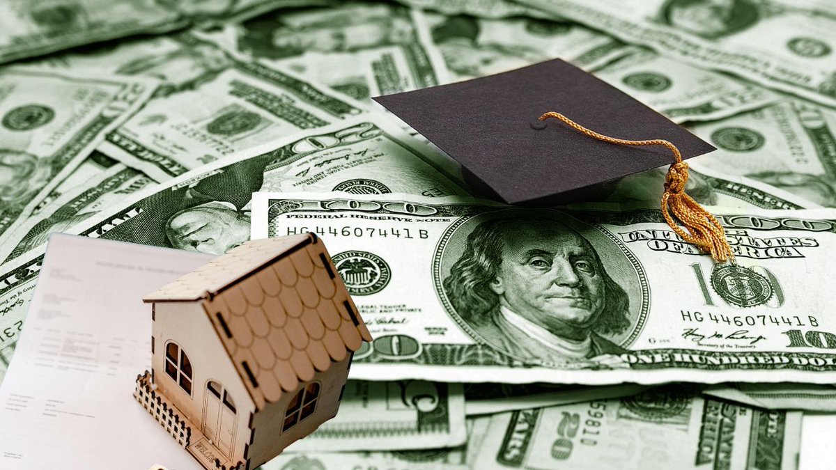 MichaelInkman's tweet photo. Buying a Home While Managing Student Loan Debt: Many potential homebuyers assume that having student loan debt will prevent them from qualifying for a mortgage, but that is not necessarily the case. In reality, many buyers successfully purchase homes… https://t.co/LYW08z9Rzw https://t.co/mHBQ94r0rn