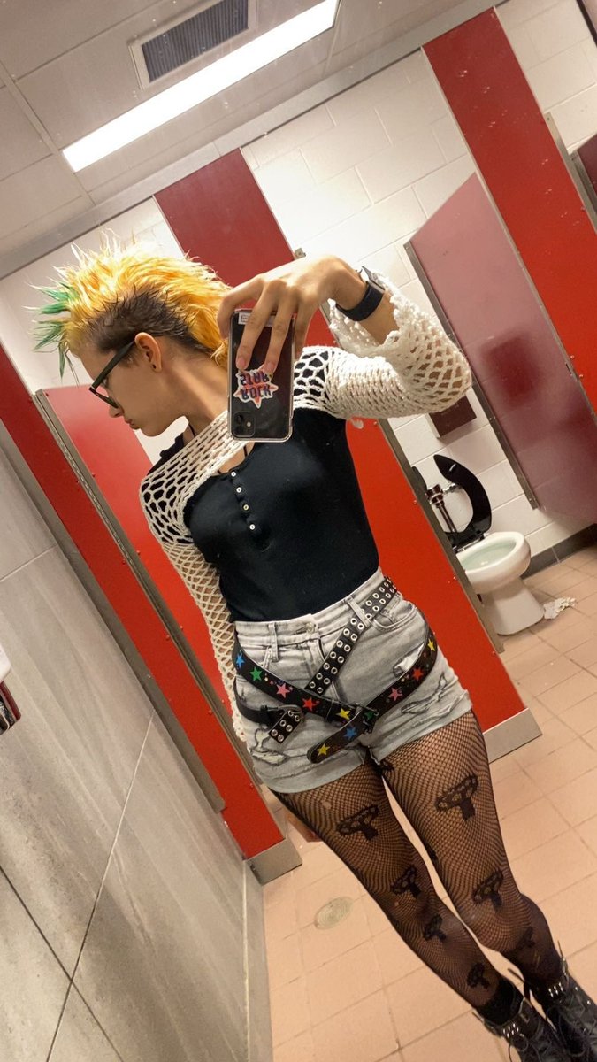 Penis/Nex | 💚🧡Lokius tweet media