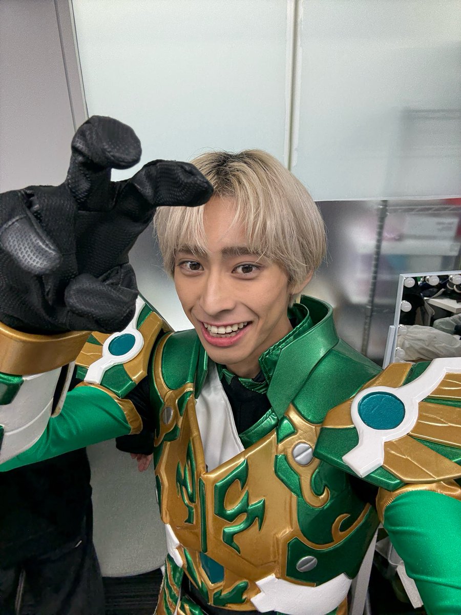 望月亮人【特撮Boyz】 tweet media