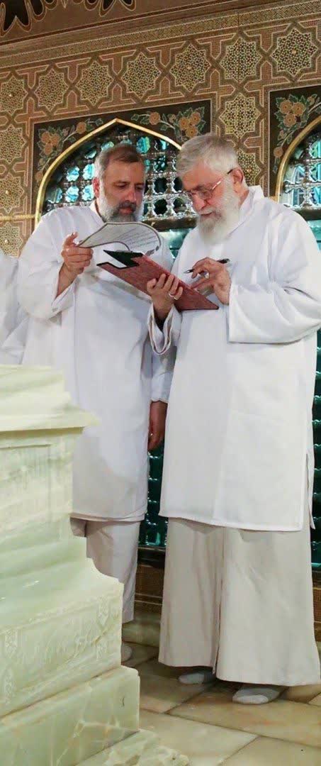 یه دختر آبان ماهی ام tweet media
