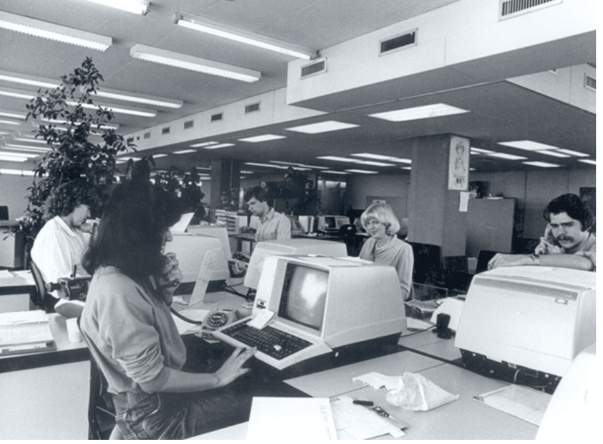 Manify's tweet photo. Reis terug in de tijd: TUI opent uniek jaren '70 reisbureau   https://t.co/hnRkLXryjV https://t.co/QdoYnvKvbs