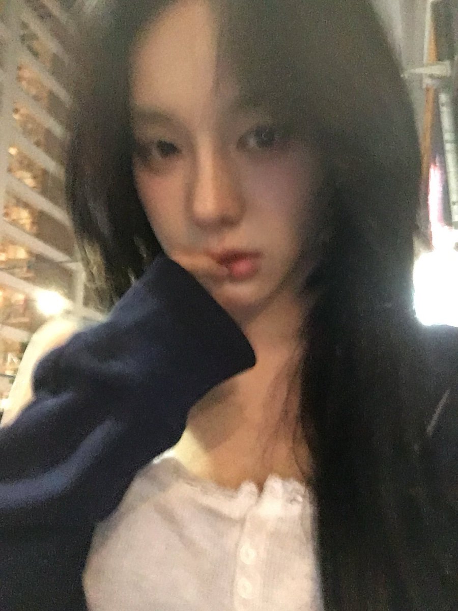 유사랑 얼굴 tweet media